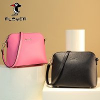 PloverPlover2016新款真皮女包 春季单肩斜跨贝壳包休闲百搭小包