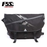 F5S潮流简约男包个性邮差包 休闲背包女包旅行单肩包斜挎包学生运动骑行死飞包