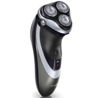 Philips/飞利浦 三刀头充电式电动剃须刀 PT870 升级双层浮动刀片 全身水洗