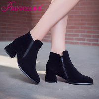 品点新款粗跟短靴时尚女靴圆头中低跟靴子秋冬大小码女鞋