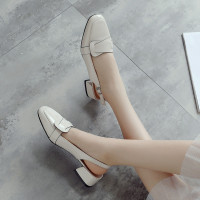 2020新款包头凉鞋女中跟韩版百搭方头单鞋后空粗跟一字扣带女鞋夏