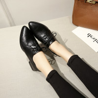 2020春秋新款粗跟尖头系带低跟深口单鞋女大码平底百搭英伦小皮鞋