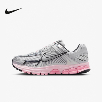 耐克 NIKE ZOOM VOMERO 5女鞋低帮耐磨运动透气休闲鞋老爹鞋 HF1877-001