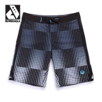 DUNKELVOLK潮牌男装 蓝色方格图案渐变色潮男速干沙滩裤 速干弹力宽松休闲冲浪短裤