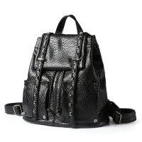 尚魅PU女式背包 潮流休闲旅行双肩包 抽带搭扣铆钉女包
