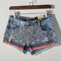 女装新款春夏装眼睛图腾撞色破洞个性时尚休闲百搭款短裤