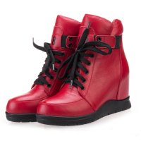 女靴 秋冬女靴 内增高女鞋 纯色欧美 休闲马丁靴