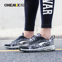 onemix玩觅 新款气垫跑鞋情侣复古跑鞋透气缓震运动鞋女慢跑鞋