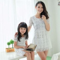 Thecouplepig亲子装夏装韩版一家三口夏母子母女装蕾丝连衣裙2015新款