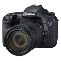 佳能 数码单反相机 EOS 7D 套装 (EF-S18-135mm IS)