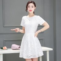 X.Yfuns雪纺花朵白色连衣裙