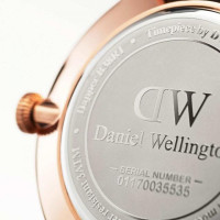 DW/丹尼尔惠灵顿 Dapper 系列 蓝色指针 皮革表带 玫瑰金边 石英男表