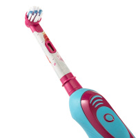 博朗 欧乐B（Oral-B）儿童电动牙刷 DB4510K 迪士尼公主款 洁诺6岁+牙膏 套装