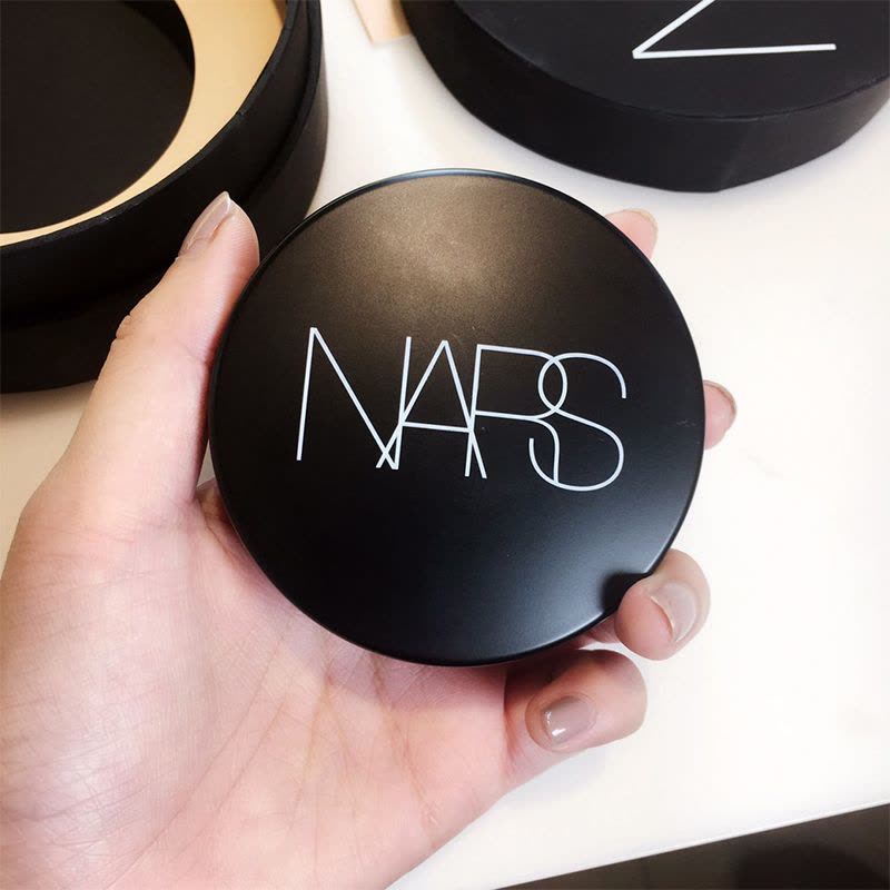 纳斯(NARS)裸光奇肌气垫粉饼/粉盒+粉蕊/SPF23/PA++ #St.Moritz/各种肤质/肤色系/隔离图片