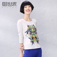 熙世界2015秋季新品印花打底衫修身圆领白色长袖T恤女装183LT087
