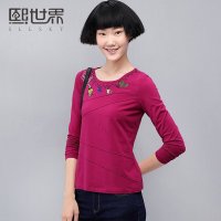 熙世界2015秋冬新款 长袖T恤女宽松外穿绣花打底衫冬潮 184LT294