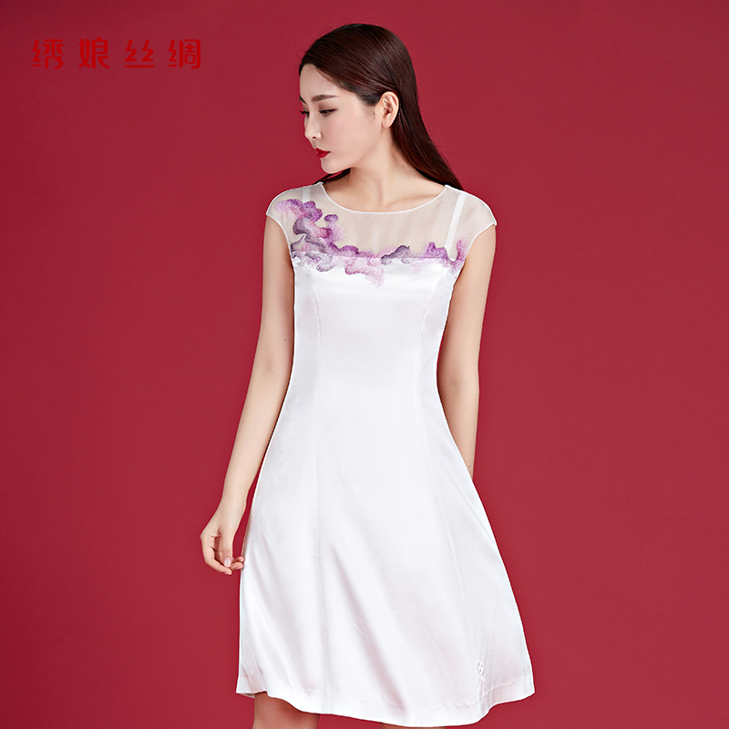 绣娘丝绸水韵系列优雅刺绣连衣裙真丝绣花白色a摆裙高档丝绸裙夏