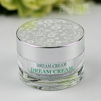 Banila co芭妮兰梦幻婚礼素颜霜 提亮保湿