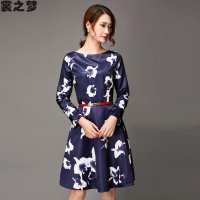 裳之梦2015秋装新款中长款长袖连衣裙修身时尚印花中裙圆领女装9479