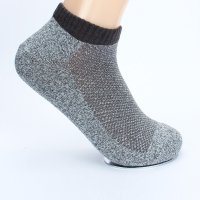 三助高端男士短筒袜子新款夏季薄款休闲运动船袜纯色网眼抗菌袜子