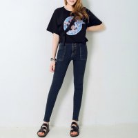 新款大口袋高腰排扣随性帅气牛仔裤女