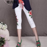 雅内特2016女装民族风新款多彩牡丹花绣花七分裤打底裤