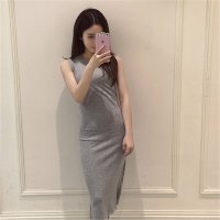 2016欧美时尚街拍下开叉背心无袖连衣裙女1