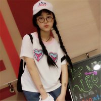 2016韩版原宿个性刺绣贴布鱼尾摆字母桃心撞色螺纹领口T恤