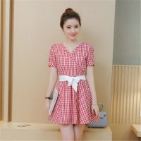 2016夏季新款女装格子V字腰部白色系带收腰连衣裙