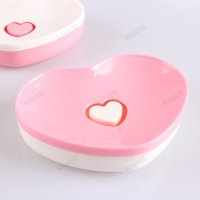日本进口 肥皂盒 香皂盒 可沥水肥皂盒 爱心香皂盘 肥皂盒 / 大红心白底