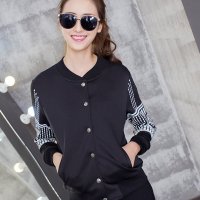 雅泊妮秋装新款韩版单排扣圆领长袖复古花短款外套夹克女 棒球衣