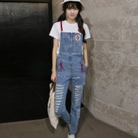 雅泊妮2016春款高腰牛仔裤女破洞背带裤宽松显瘦学生休闲小脚长裤9173