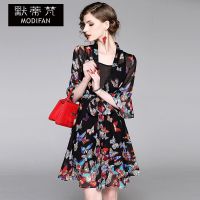 默蒂梵2017春夏新款欧美时尚蝴蝶印花喇叭袖中袖连衣裙图片色