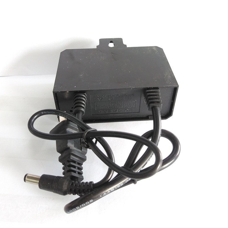 12V/2A 监控摄像头电源 录像机充电头电源 录像头电源 监控录像电源