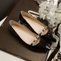 羽陌论诗 2016春夏新款女鞋简约尖头纯色水钻舒适百搭平跟单鞋 p0003