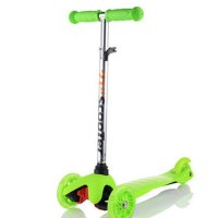 户外运动可升降滑板车 儿童脚踏车闪光三轮车 滑板车