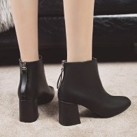 迪鲁奥(DILUAO)2021秋冬新款时尚休闲舒适高跟粗跟方头韩版女鞋短靴性感气质防滑防水耐磨底马丁靴时装女靴子1