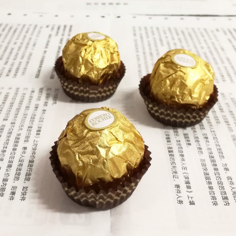 费列罗榛果威化进口巧克力结婚送礼喜糖8粒铁盒礼盒装图片