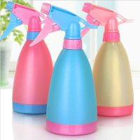 宜莱芙 糖果色手压式喷雾器 手压式小号喷壶 浇水喷洒壶 颜色随机发
