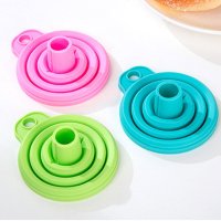 宜莱芙 厨房创意硅胶折叠漏斗 酒水加油漏斗 厨房用品 颜色随机发