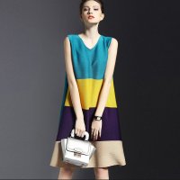 格缇妃 ぶ2016新款简约无袖宽松撞色褶皱连衣裙