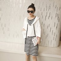 格缇妃 ぶ 新款连帽套头卫衣+条纹背心两件套连衣裙6036#