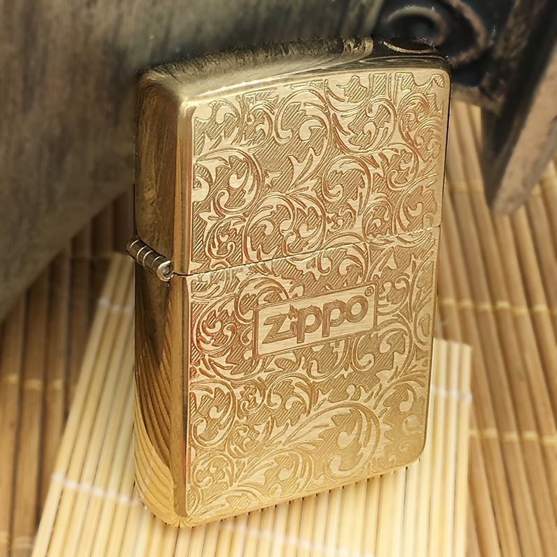 芝宝 Zippo 品牌打火机纯铜唐草原装之宝正品zippo防风煤油打火机4b纯铜拉丝两面雕刻富贵花唐草 专柜正版芝宝 价格图片品牌报价 苏宁易购劲炎礼品专营店