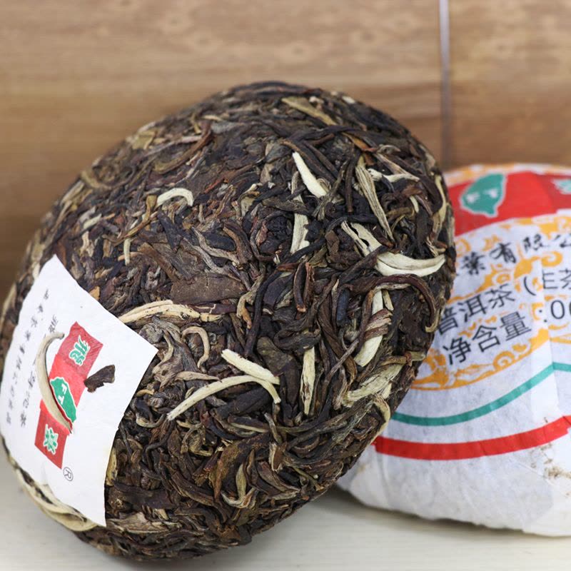 茶窝茶叶 2015年 飞台金芽沱茶 普洱茶生茶 云南沱茶生普洱茶 200克 云南大叶种普洱茶沱图片