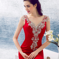 婚纱礼服女2016新款晚礼服长裙双肩V领镶钻修身鱼尾小拖尾红色高端敬酒服伴娘礼服定制