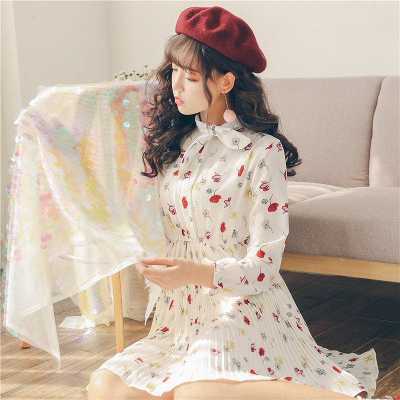 韩妃图（HANFEITU）2017秋冬碎花连衣裙