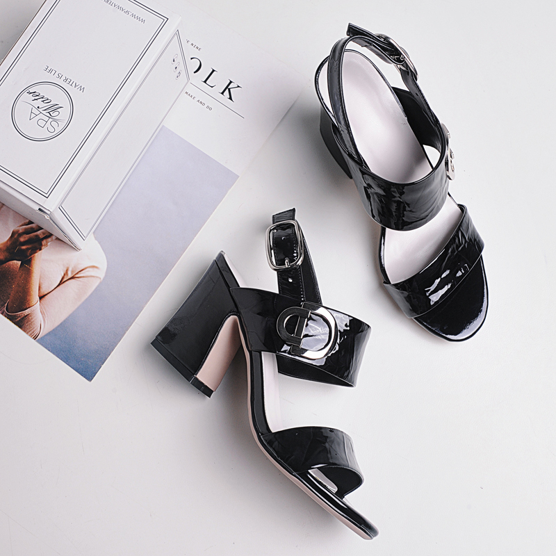 金狒狒新款欧美粗跟高跟里外全真皮漆皮凉鞋女鞋