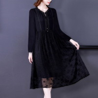 魅言魅语(MeiYanMeiYu)2021年秋季新款中长大码长袖黑色刺绣连衣裙女