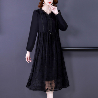 魅言魅语(MeiYanMeiYu)2021年秋季新款长袖黑色刺绣连衣裙中长大码裙