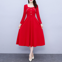魅言魅语(MeiYanMeiYu)2021年秋季新款法式复古赫本风气质收腰显瘦连衣裙